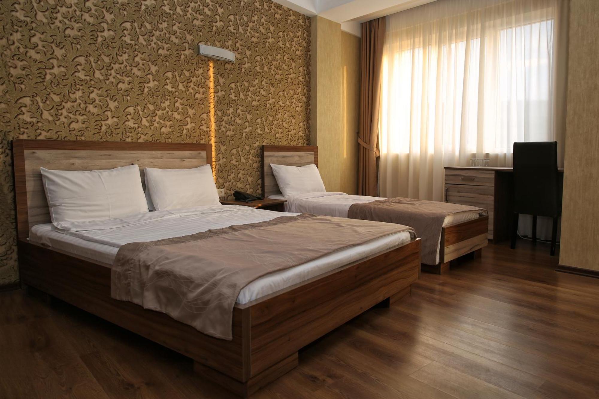 Hotel Gureli Tiflis Exterior foto