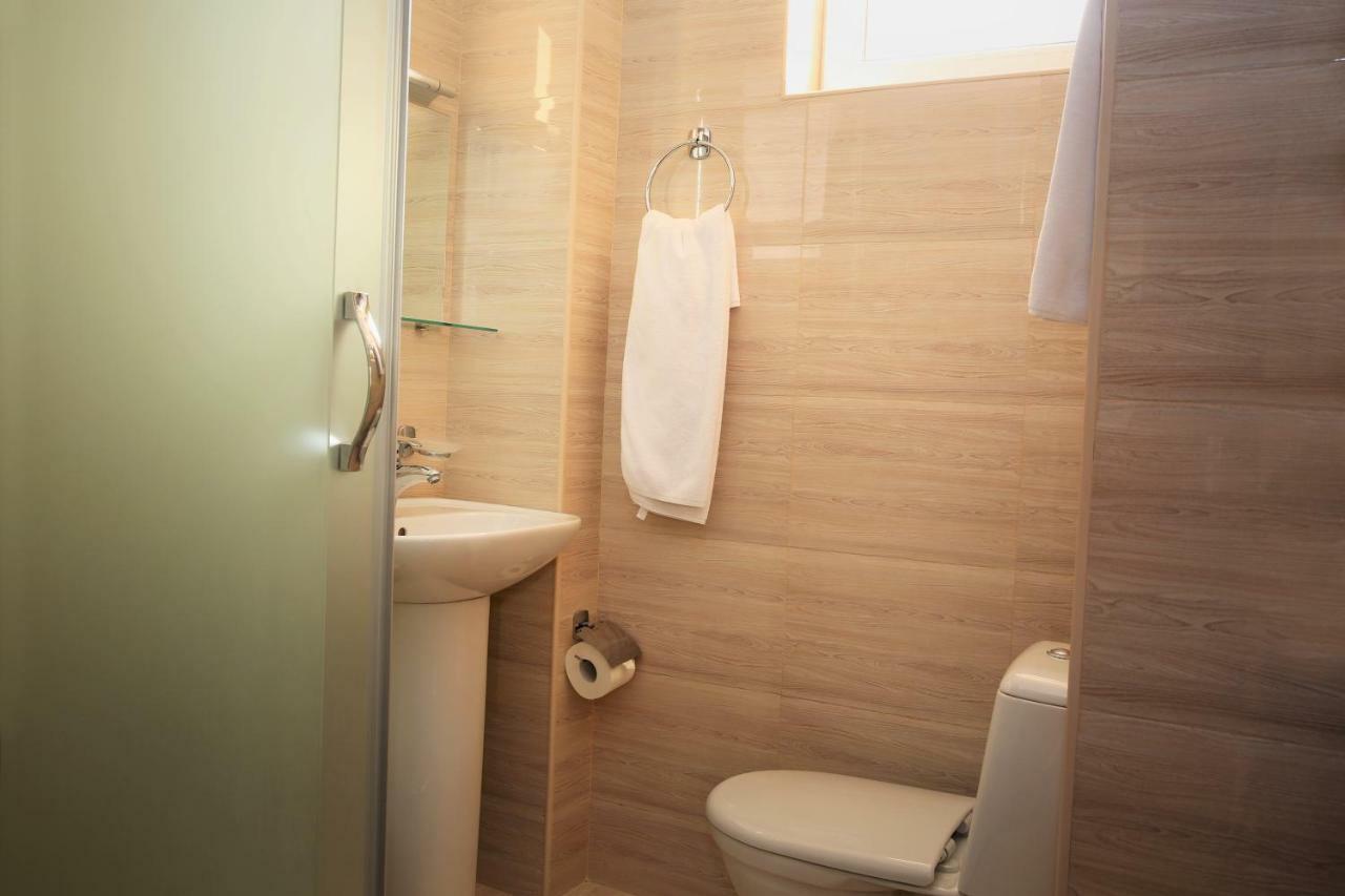 Hotel Gureli Tiflis Habitación foto